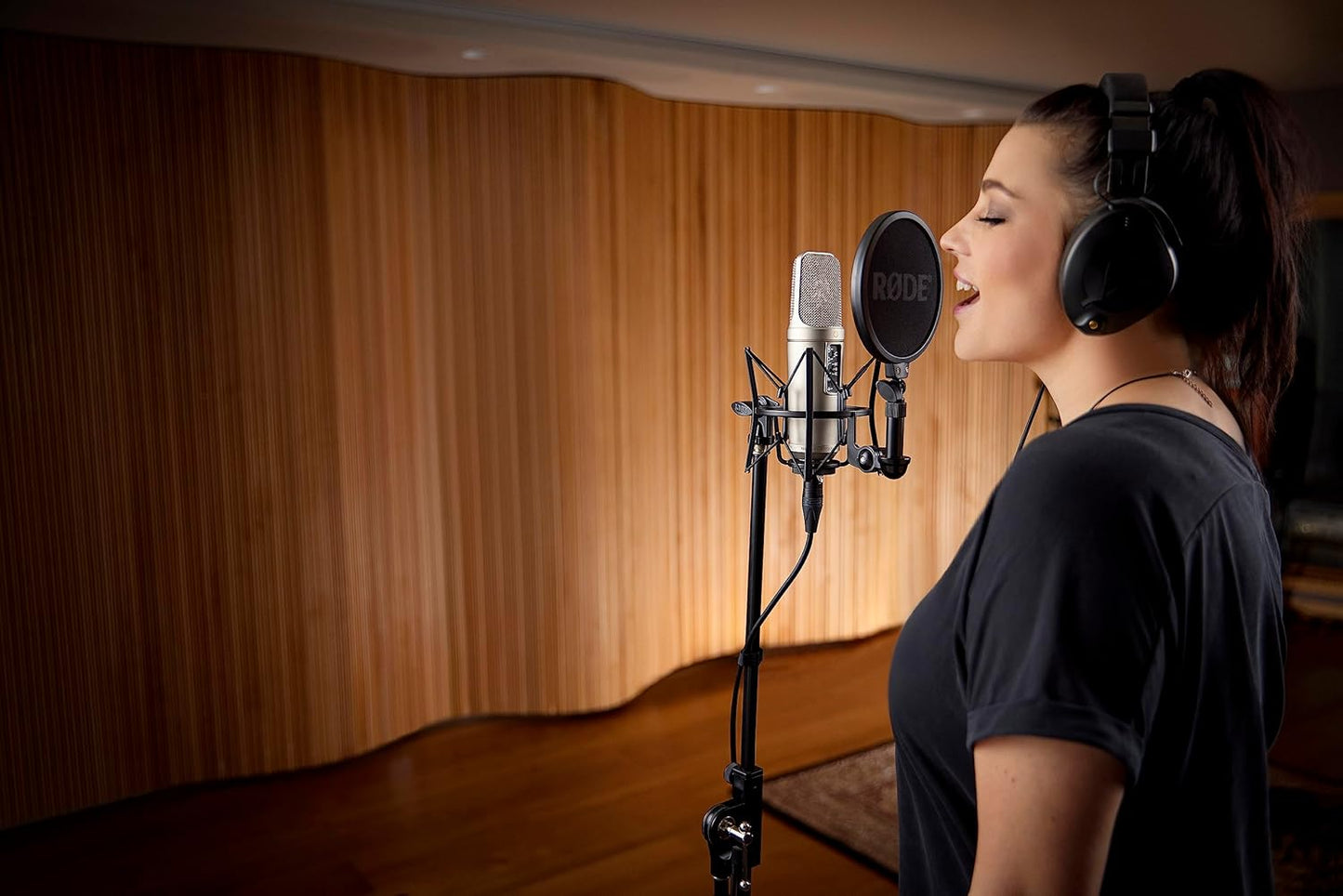 Rode NT2A-ANNIV Studio Condenser Microphone Solution