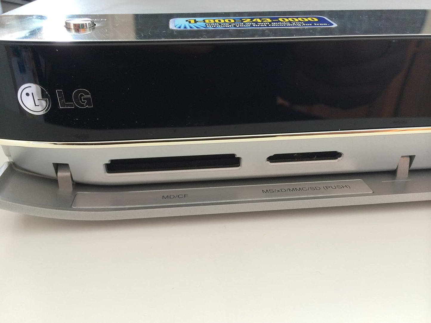 LG DR1F9H DVD Recorder HDMI Output and Memory Card Slot