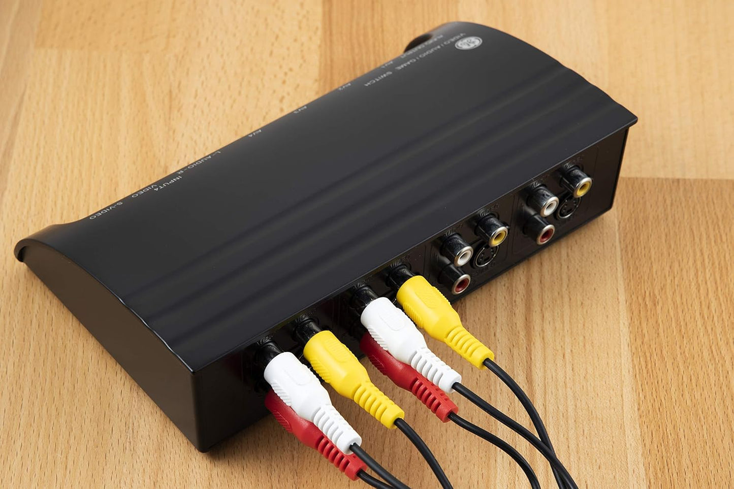 GE 38807 4-Way RCA AV Switch Splitter