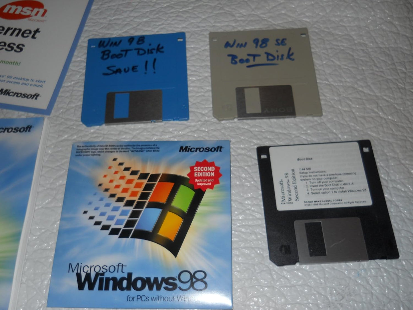 Microsoft Second Edition Windows 98 SE CD