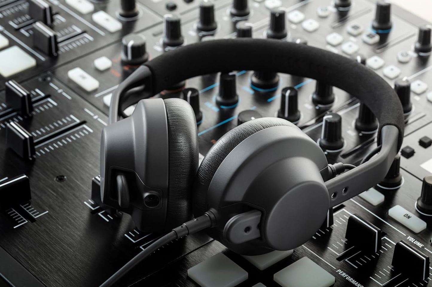 AIAIAI TMA-2 DJ XE Ultra Lightweight DJ Headphones