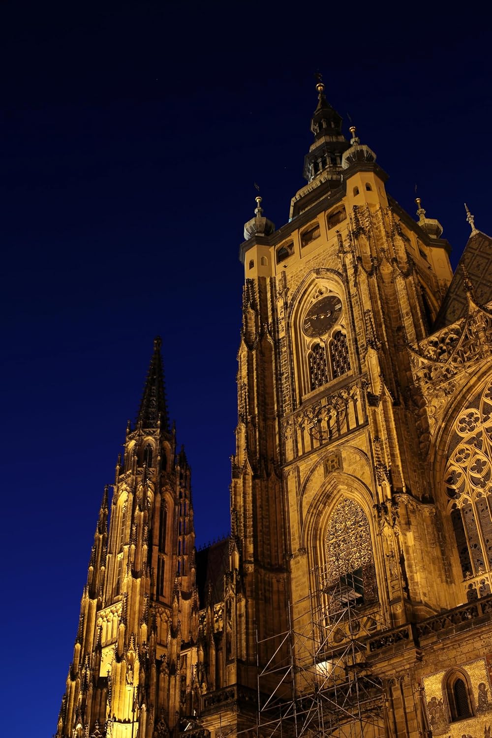 Canon EF-S2428STM 24mm f/2.8 STM Pancake Lens - Wide Angle, Compact