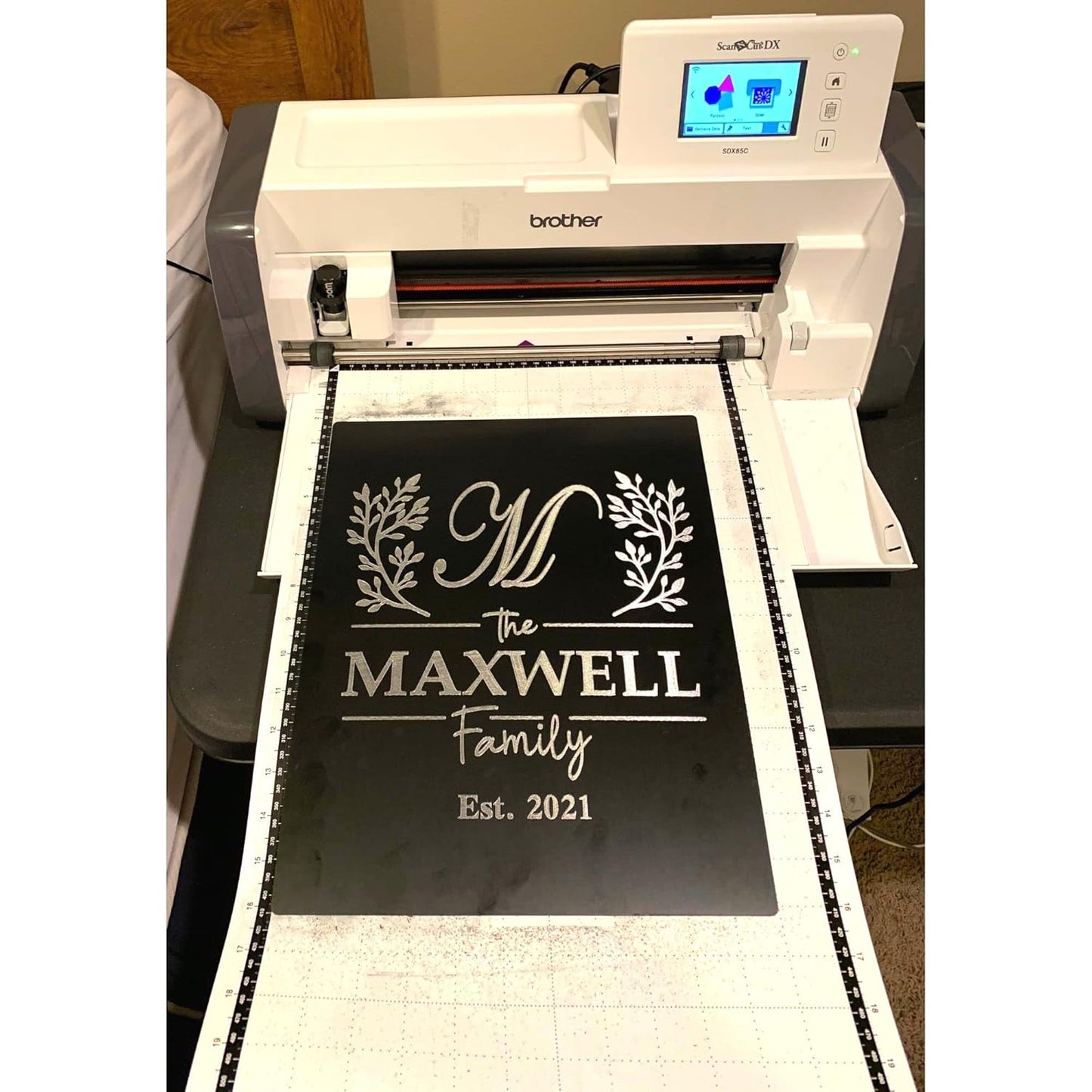 Zoom Metal Engraving Sheets: Crafting with Cutting Machines