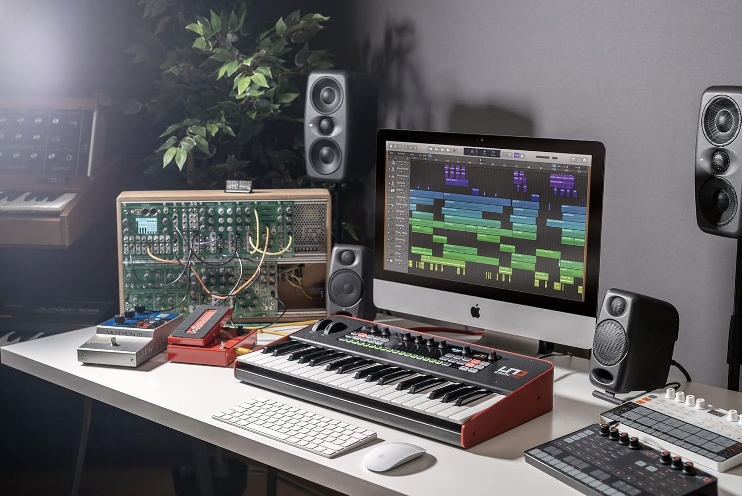 IK Multimedia IP-UNO-SYNTHPRO-IN UNO Synth Pro Keyboard