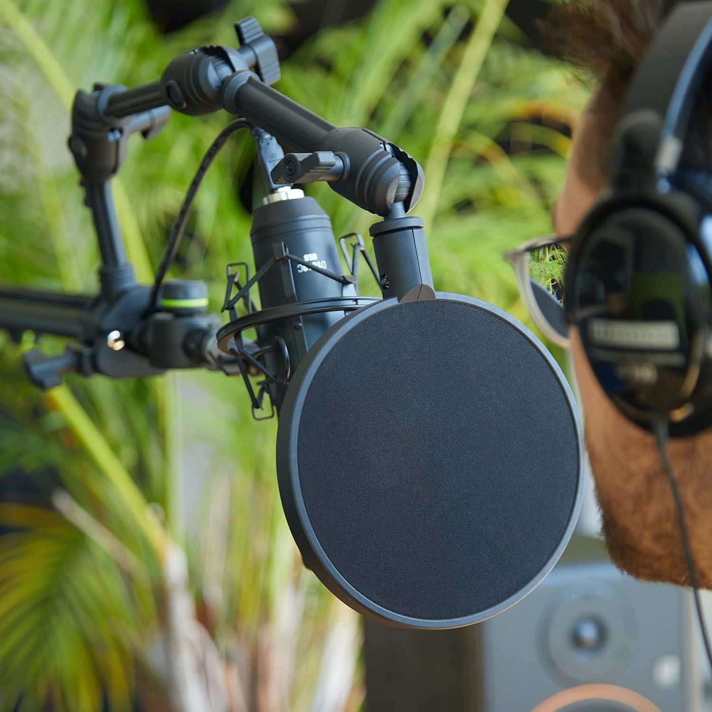 Gravity MA 3D A POP 1 Traveler Microphone Pop Filter