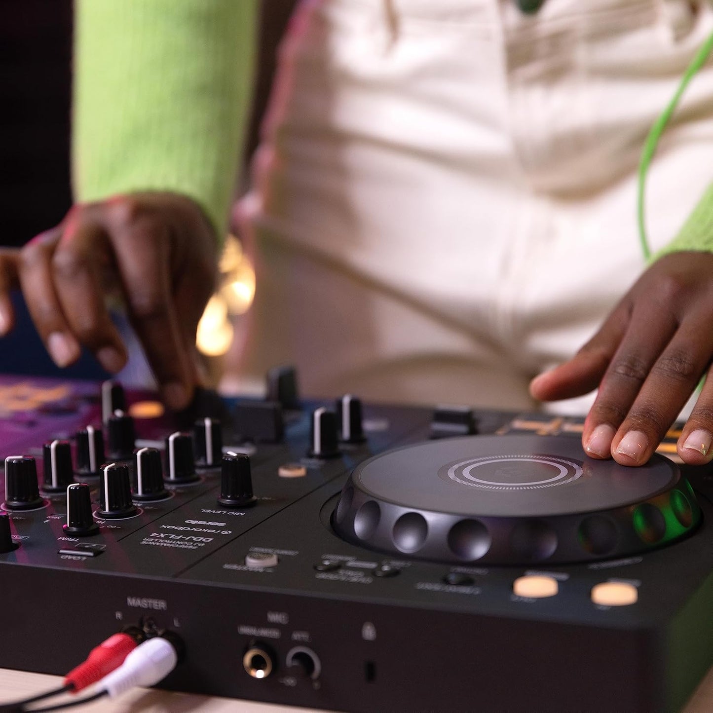 Pioneer DJ DDJ-FLX4 2-Deck DJ Controller
