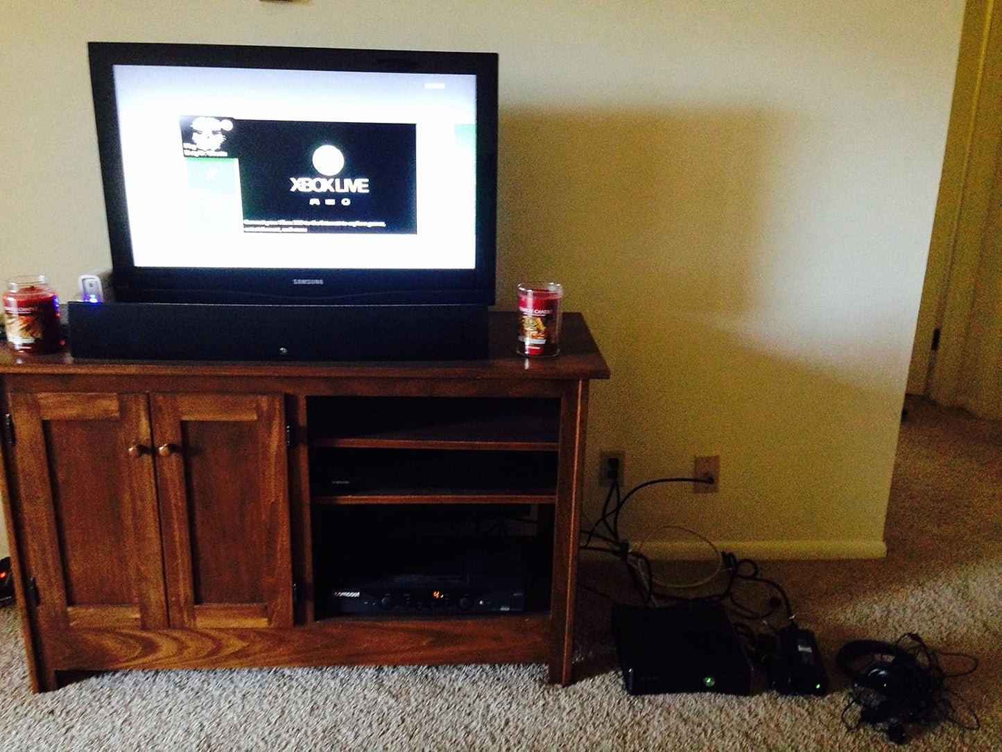 Microsoft RKH-00001 Xbox 360 250GB Console Wireless Controller