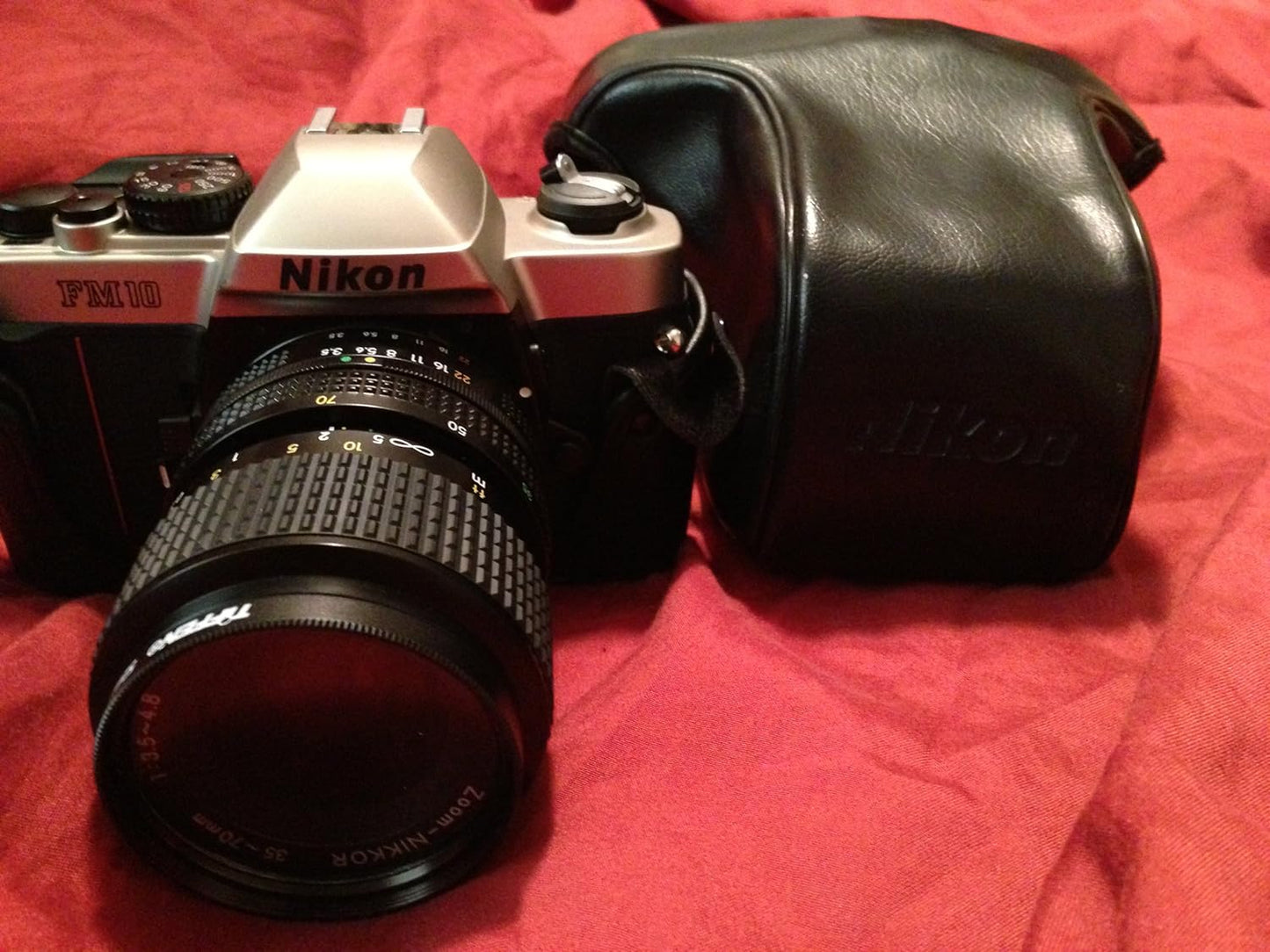 Nikon FM10Kit 35mm SLR Camera Kit with 35-70mm Lens