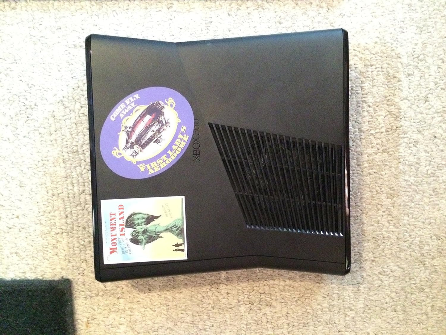 Microsoft S4G-00009 Xbox 360 4GB Black Console Kinect Bundle