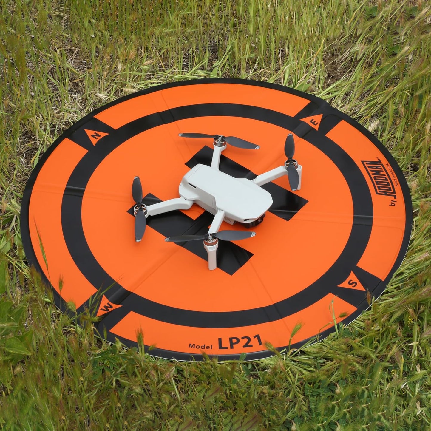 Hoodman 1.9 Ft Trifold Weighted Drone Landing Pad LP21