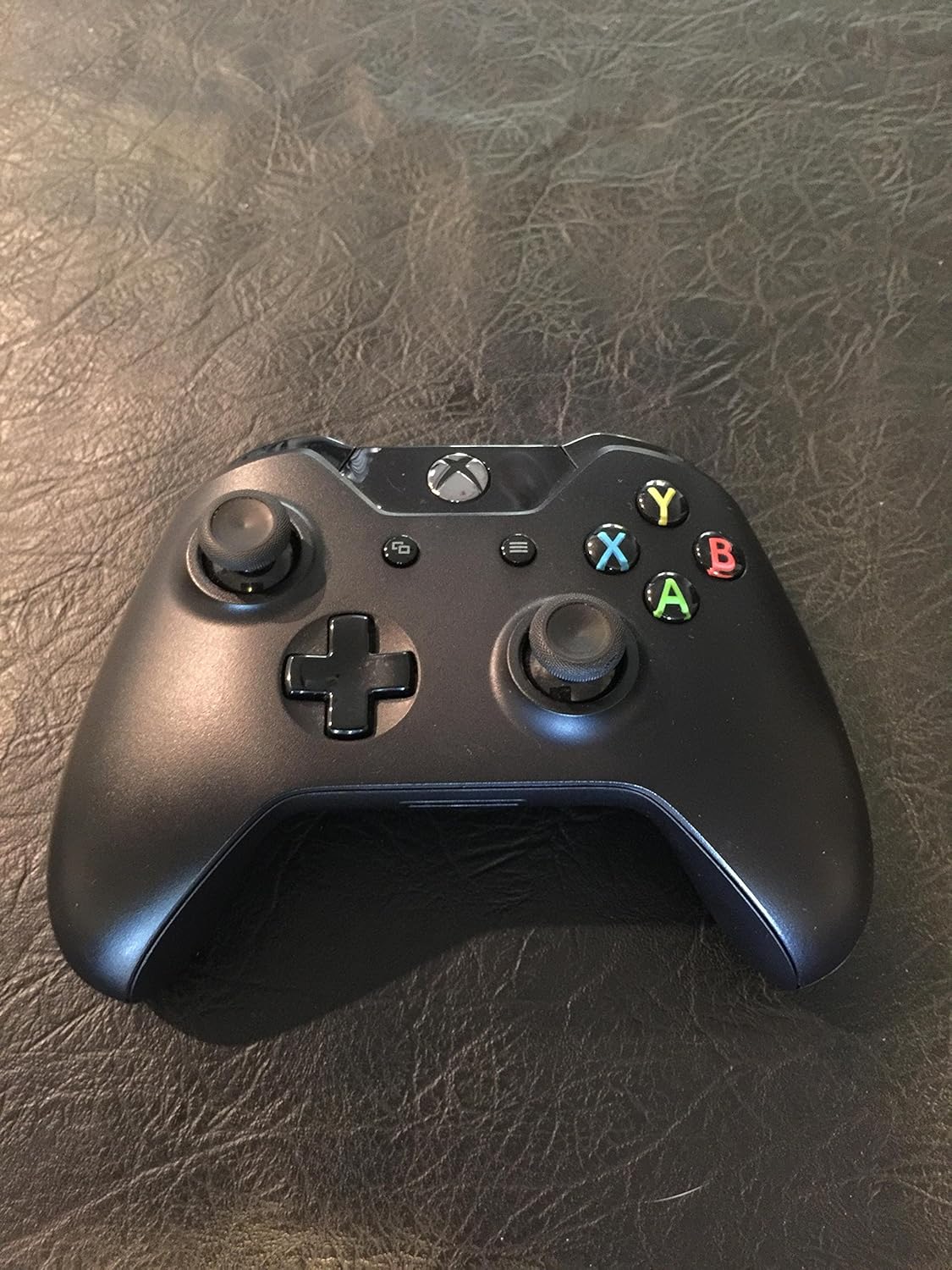 Microsoft 5C7-00042 Xbox One 500GB Assassin's Creed Bundle