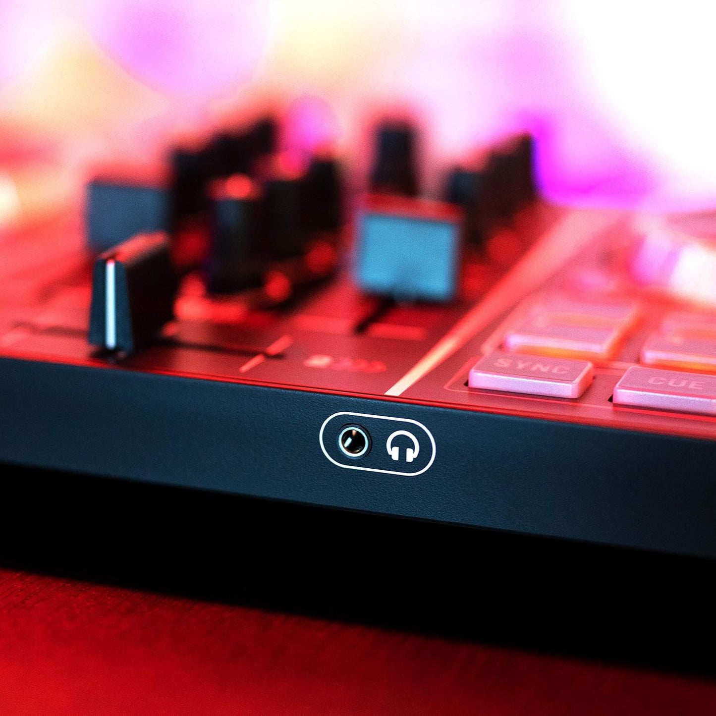 Numark Party Mix DJ Controller Serato DJ Lite
