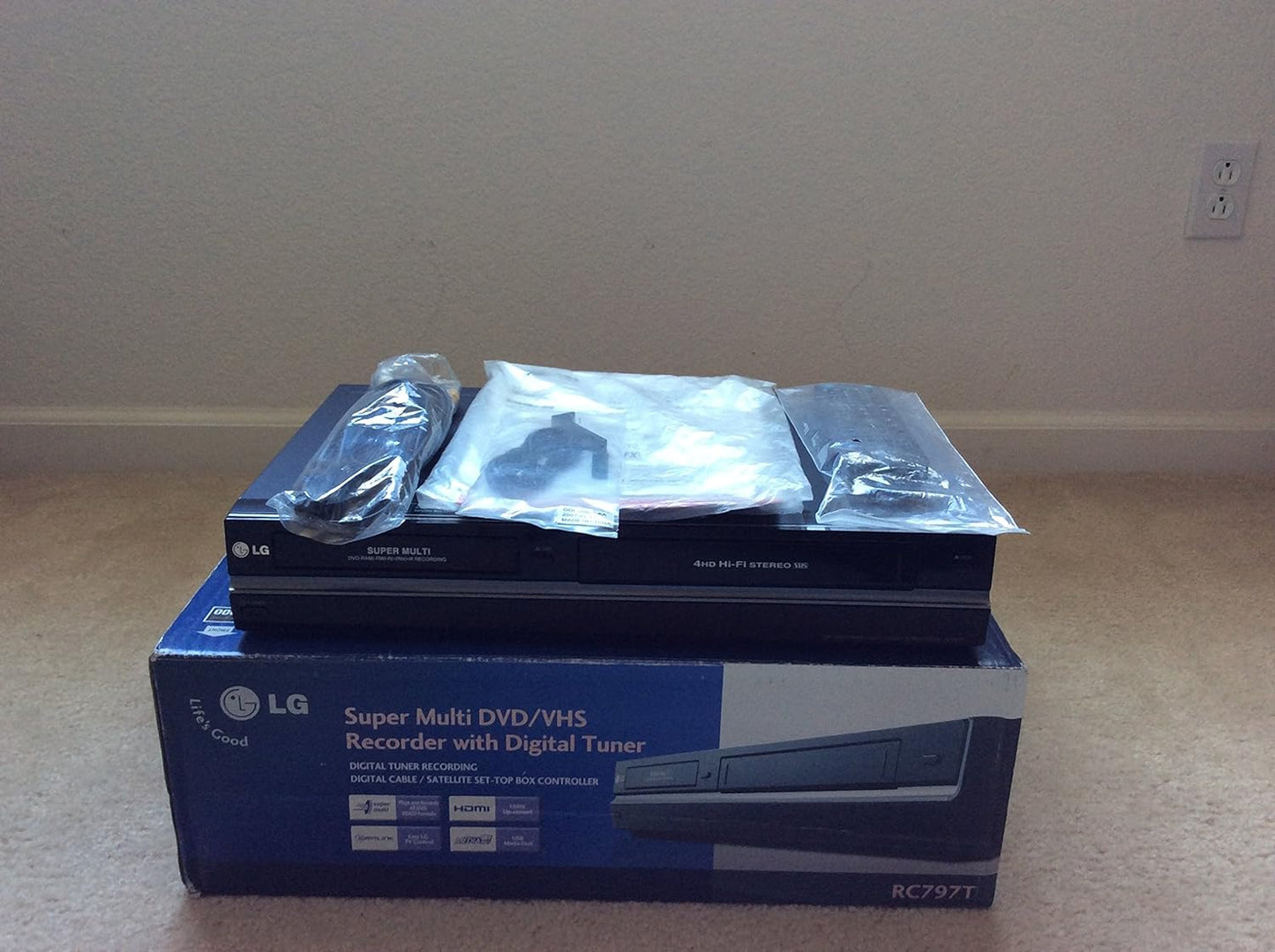 LG RC797T Tunerless DVD Recorder VCR Combo