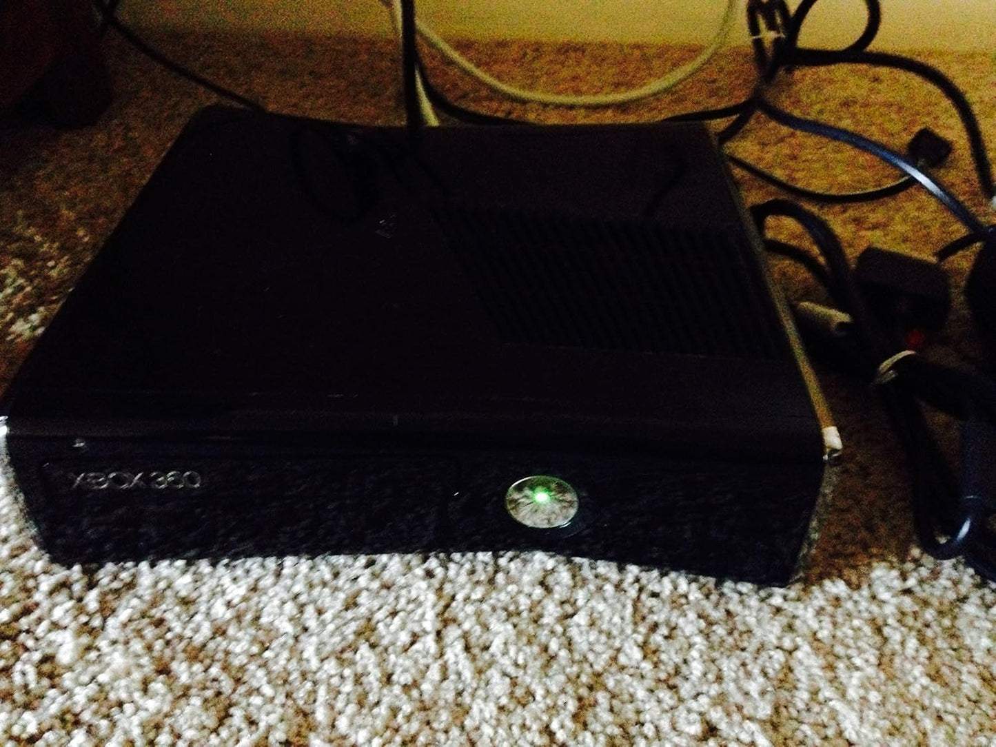 Microsoft RKH-00001 Xbox 360 250GB Console Wireless Controller