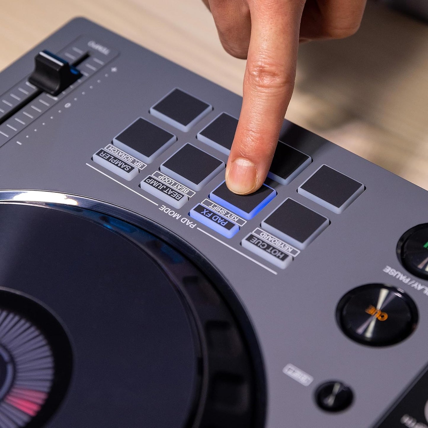 Pioneer DJ DDJ-FLX6-GT 4-Deck DJ Controller - Graphite