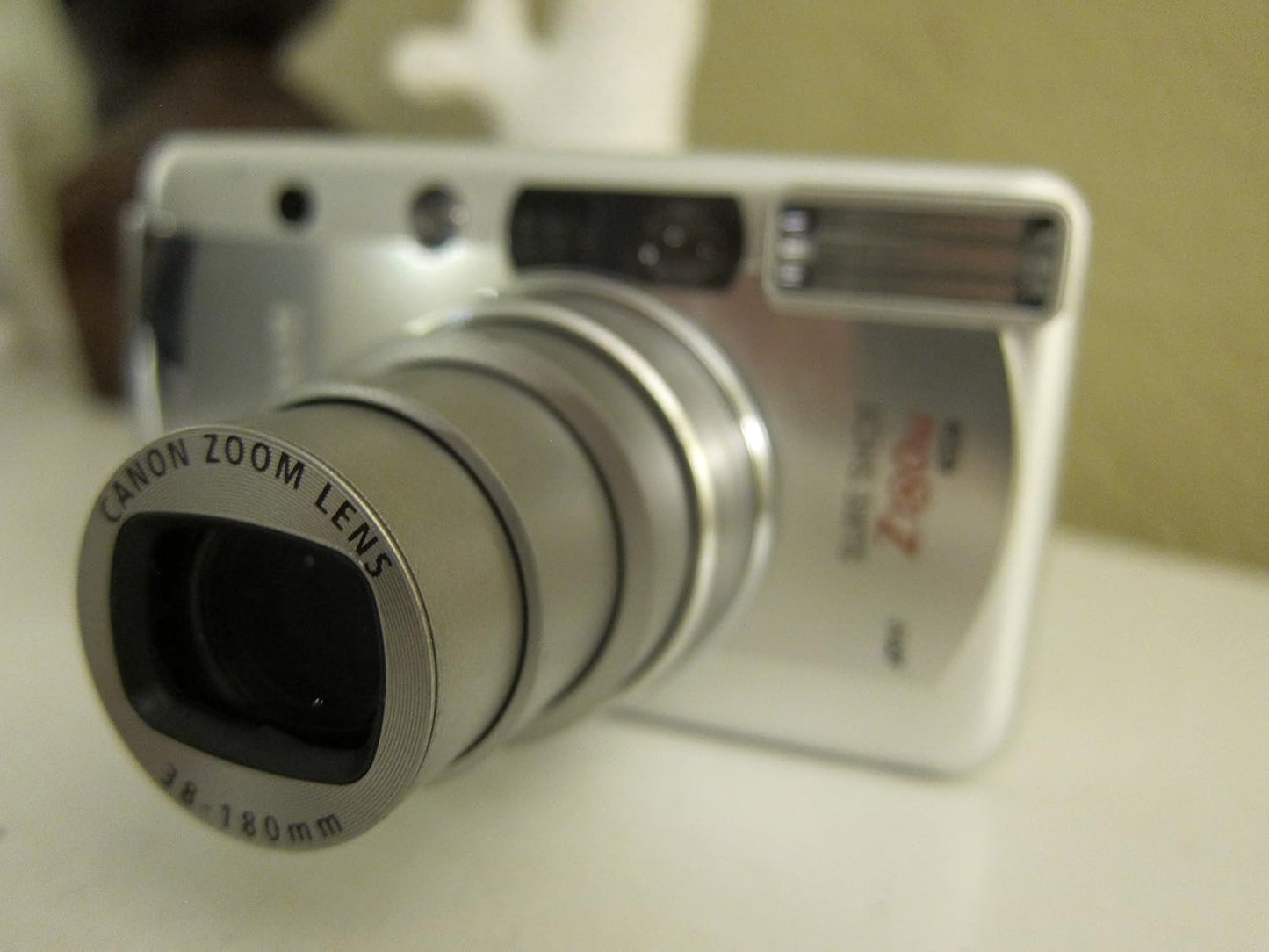 Canon 9406A001 Z180u QD Point & Shoot Camera
