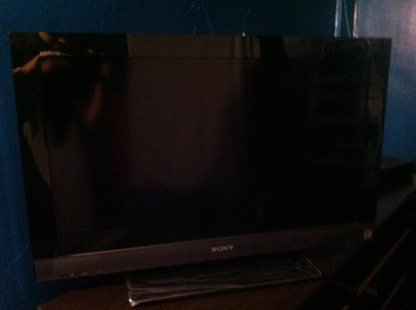 Sony KDL-32EX400 32-Inch BRAVIA LCD TV