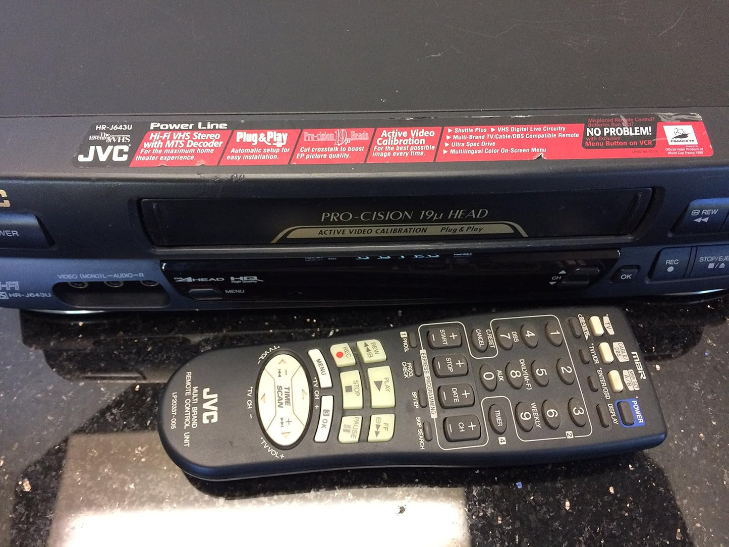 JVC HR-J643U 4-Head Hi-Fi Stereo VHS VCR Player