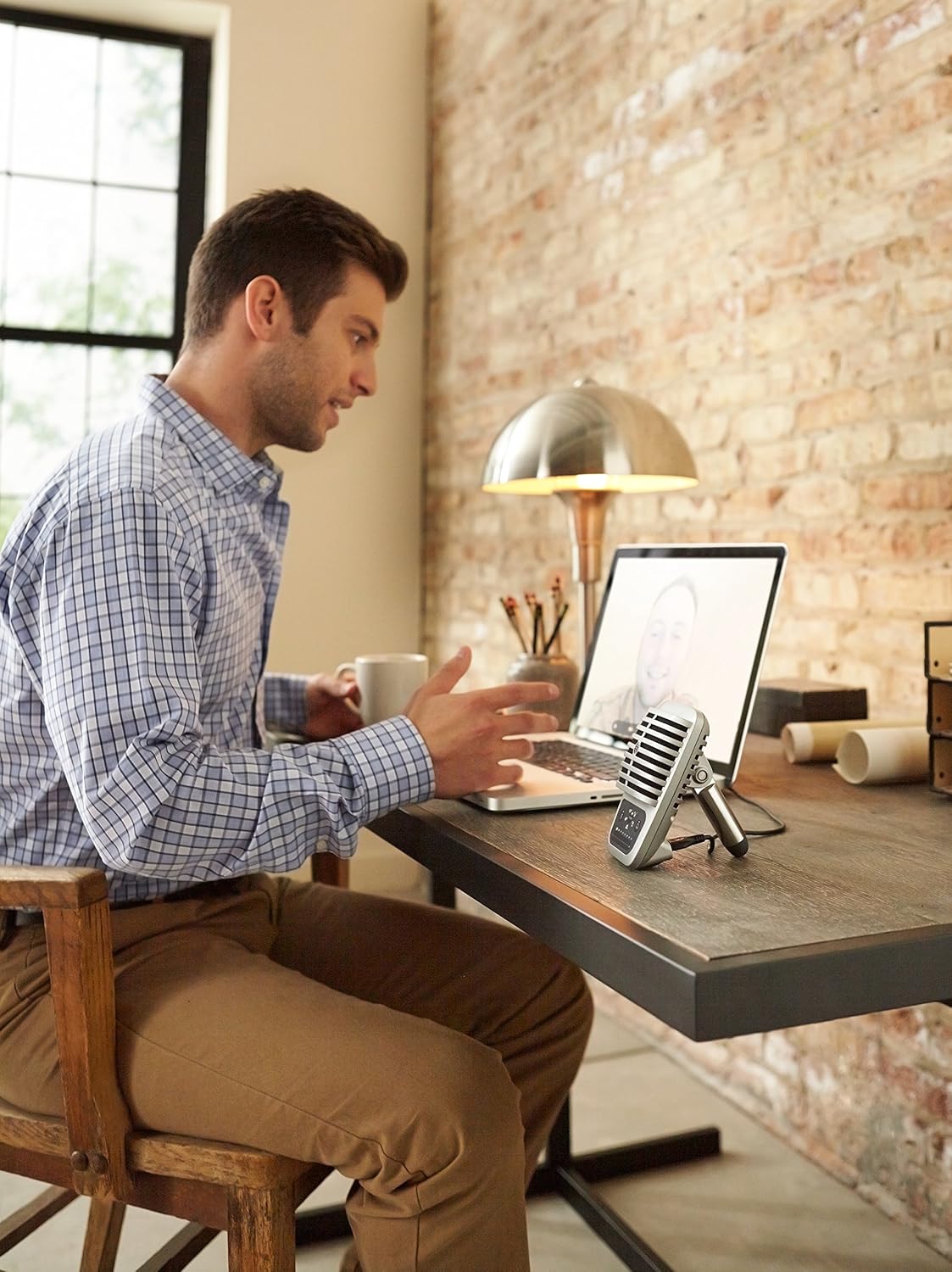 Shure MV51 Digital Condenser Microphone with USB/Lightning