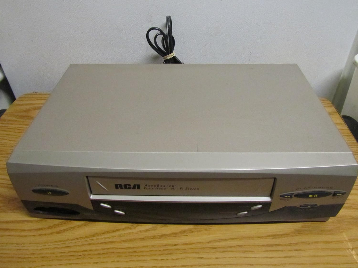 RCA VR637HF 4-Head Hi-Fi Stereo VCR