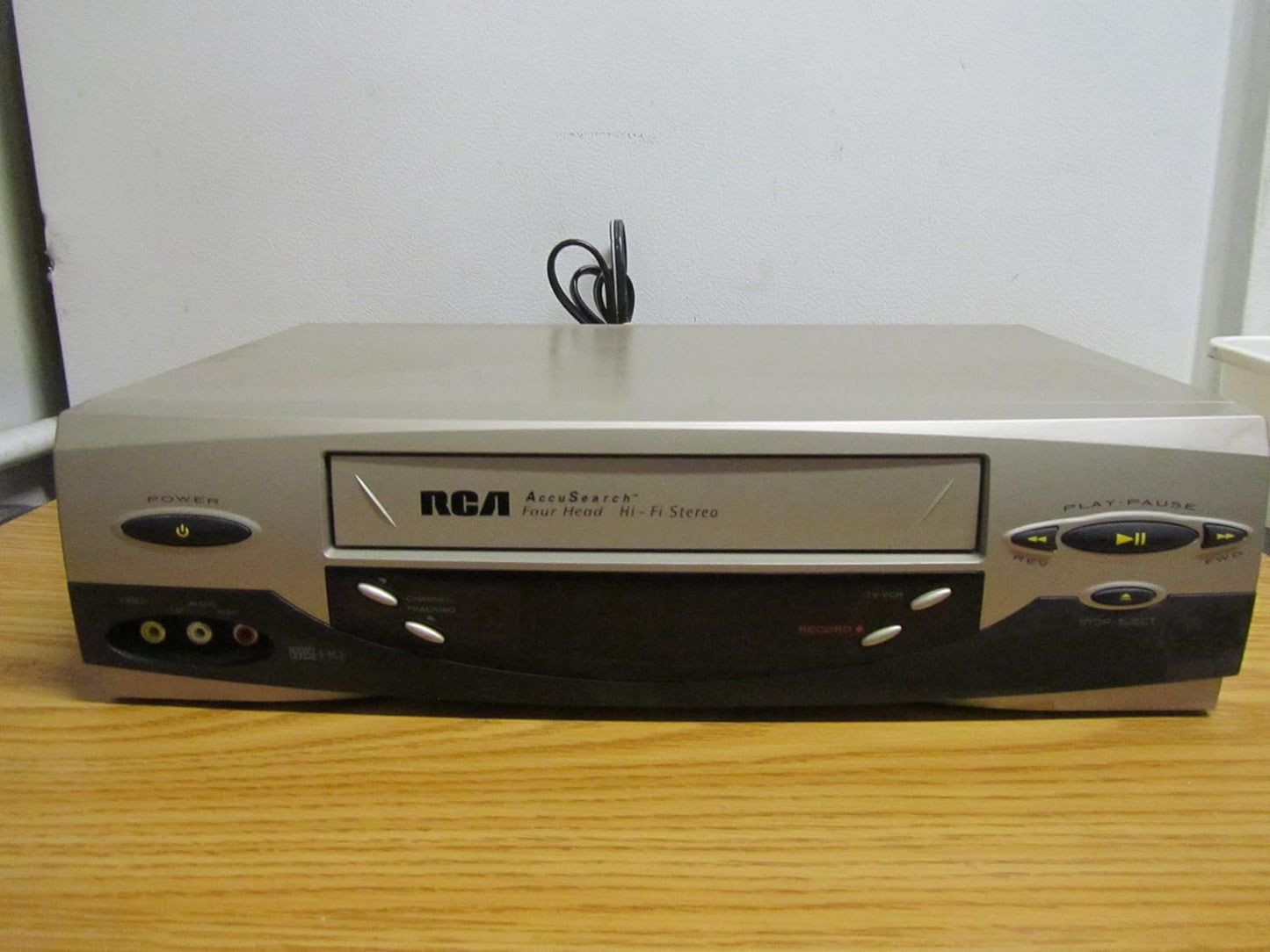 RCA VR637HF 4-Head Hi-Fi Stereo VCR