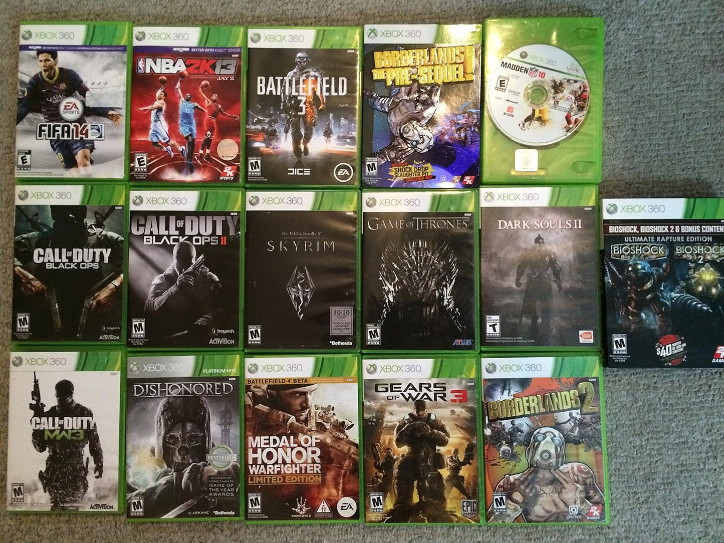 Microsoft S4G-00009 Xbox 360 4GB Black Console Kinect Bundle