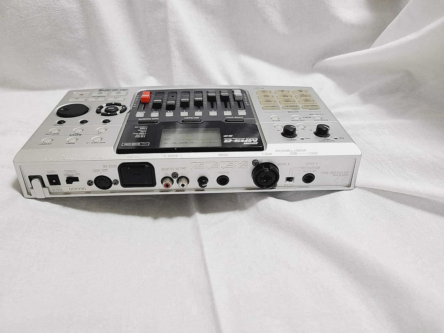 Zoom MRS8 Portable Multi-Track Recording Studio