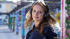 Sony ILCE6400L/B Alpha a6400 Mirrorless Camera Renewed