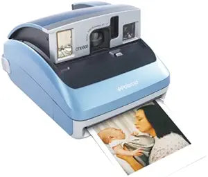 Polaroid One600 Classic Instant Film Camera (OLD MODEL)
