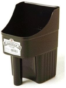 Miller 150439 Enclosed Pet Feed Scoop 3 Quart Set — main product image