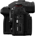 Panasonic DC-GH7BODY Lumix GH7 Camera Bundle