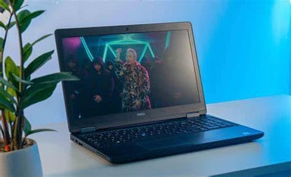 Dell Latitude E5580 15.6" i5 Business Laptop, 8GB RAM, 256GB SSD (Renewed)