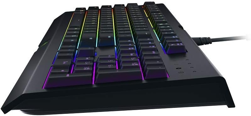 Razer 8541666607 Holiday Bundle - Cynosa Keyboard, Abyssus Mouse, Goliathus Mousepad