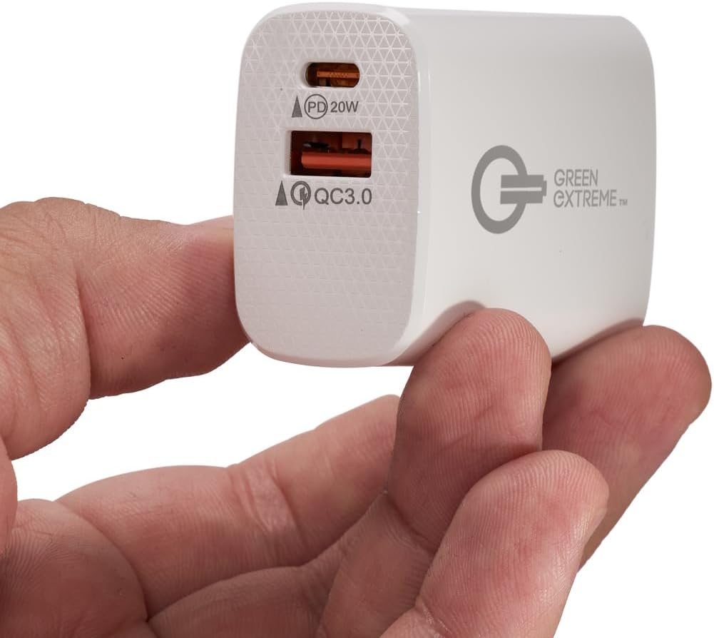 DJI DJI Mic Mini Wireless Microphone + Charger Bundle