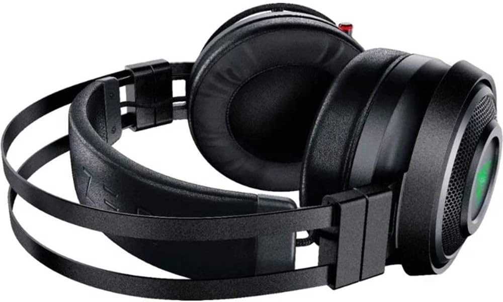 Razer RZ04-02670100 Nari Ultimate Wireless 7.1 Gaming Headset - Renewed