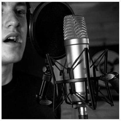 Rode SM6 - Microphone Shock Mount with Pop Shield - Black