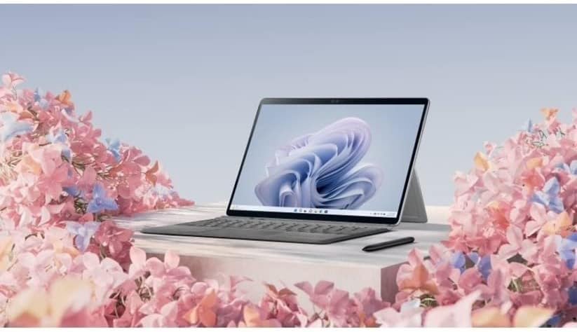 Microsoft S8V-00001 Surface Pro 9 i7 Tablet 1TB Platinum