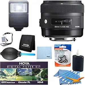 Sigma 301101 30mm F1.4 Art Lens for Canon Bundle