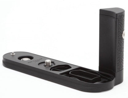 Leica 24025 Handgrip for M11 Digital Camera - Black