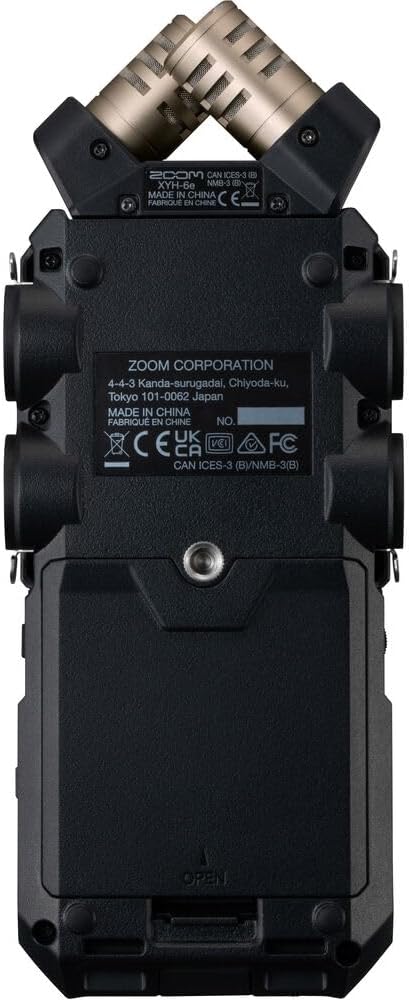 Zoom H6essential 6-Track Recorder Bundle + 32GB SD