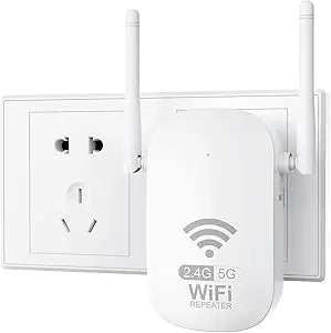 Pentax 10894-1 K-50 DSLR Camera 18-55mm Lens Bundle