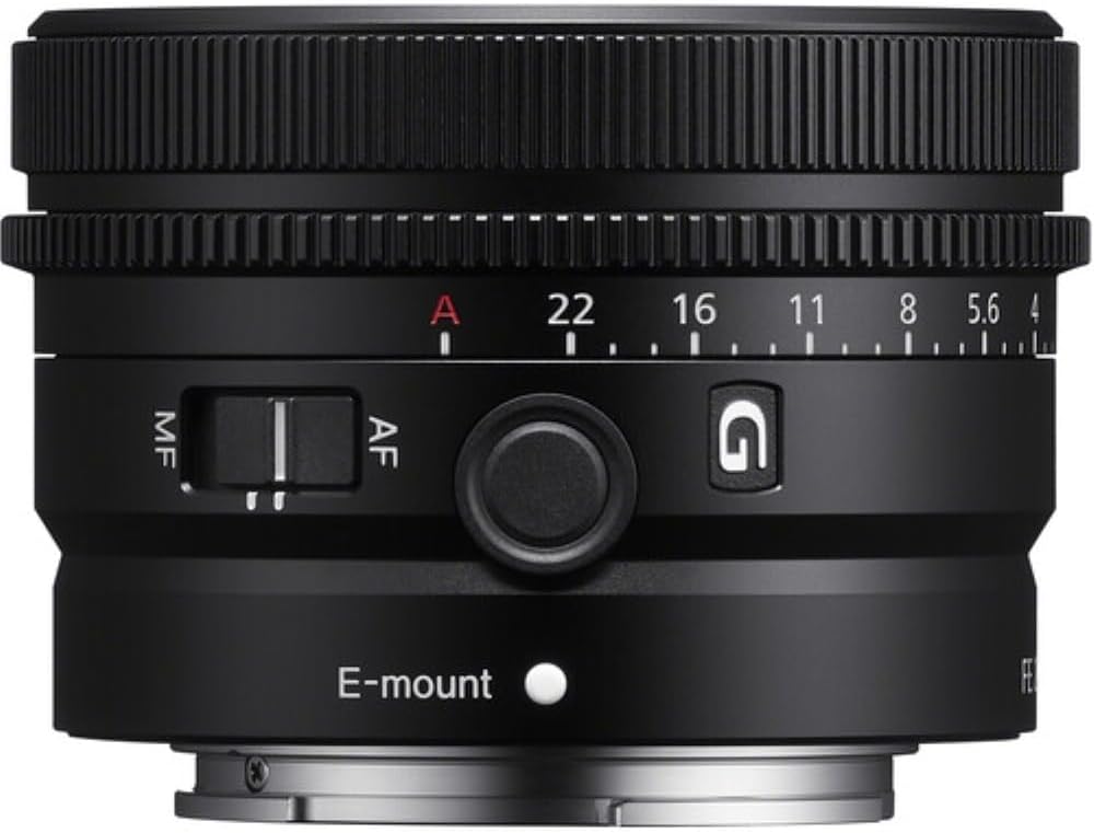 Sony SEL50F14Z FE 40mm f/2.5 G Lens Bundle