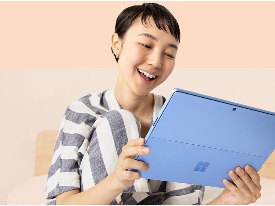 Microsoft QIY-00033 Surface Pro 9 i7 16GB 512GB SSD 13" Tablet