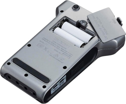 Zoom PodTrak P4 Portable Podcast Recorder Bundle