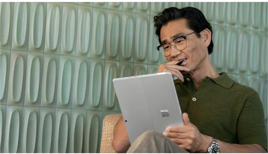 Microsoft X66-00001 Surface Pro 10 Tablet - 256GB SSD