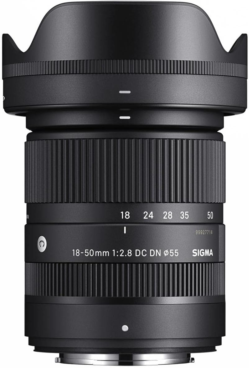 Sigma 18-50mm f/2.8 Fujifilm X Lens Bundle