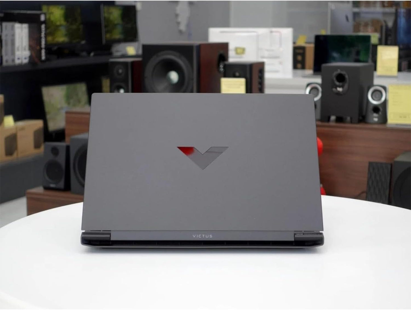 HP TPN-Q279_598U1AV Victus 15 Gaming Laptop Ryzen 5 RTX 2050 32GB 2TB SSD