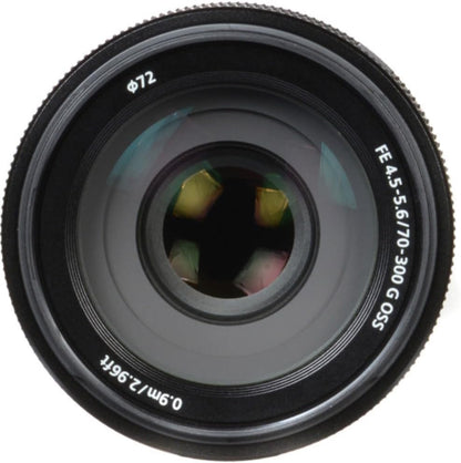 Sony FE 70-300mm f/4.5-5.6 G OSS Lens Bundle