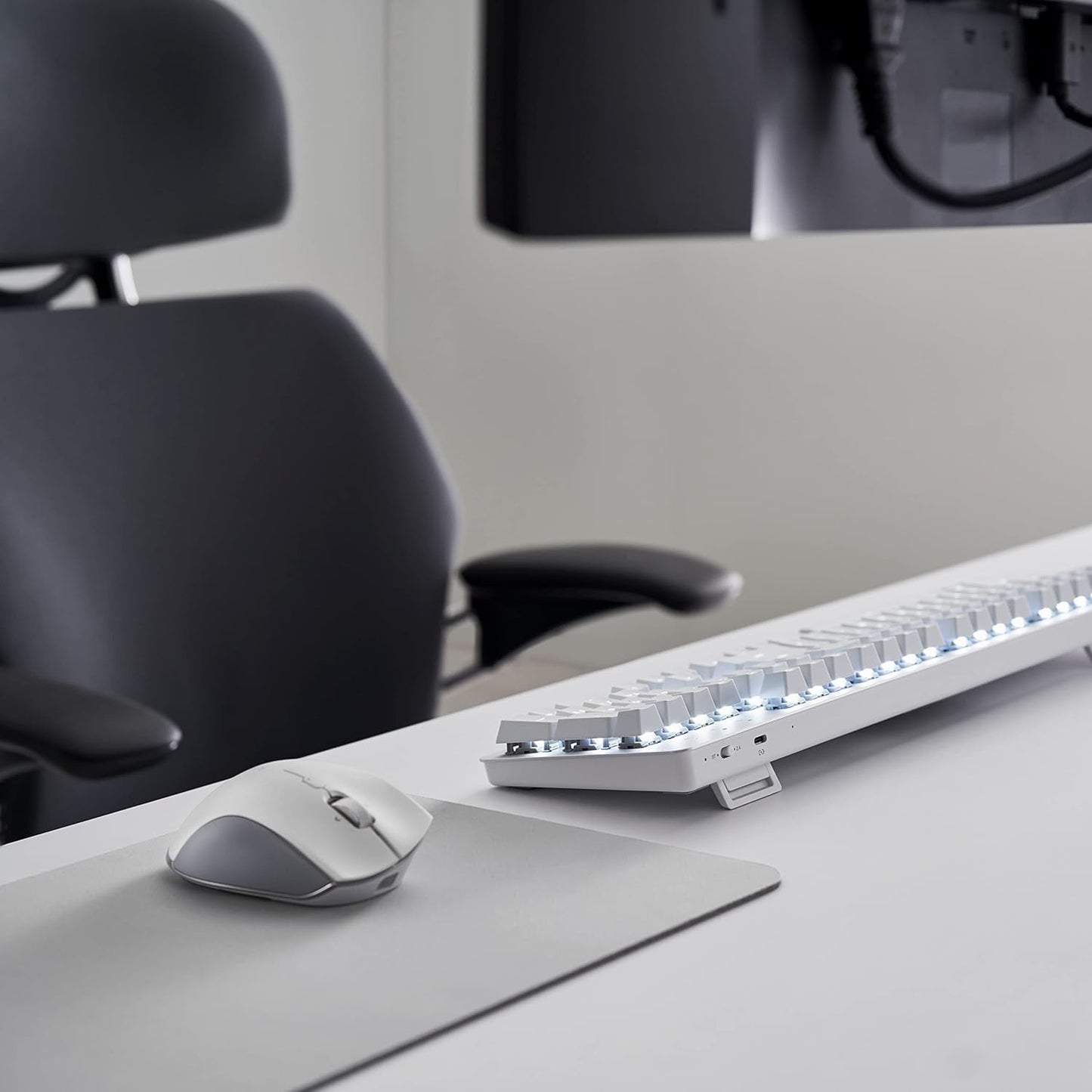 Razer RZ02-03331500-R3U1 Pro Glide Medium Mouse Mat