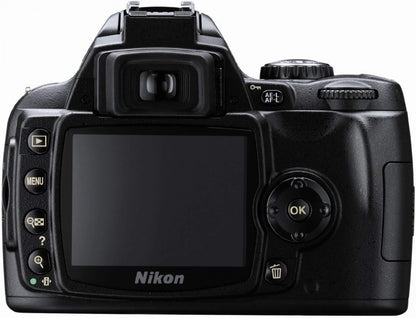 Nikon D40 6.1MP Digital SLR Camera 18-55mm Lens Renewed